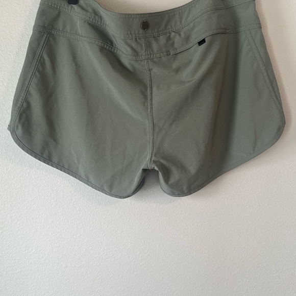 Prana Sage Green BoardShorts - Picture 4 of 6